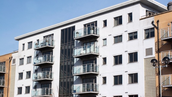 how does the law apply to flats and apartment blocks